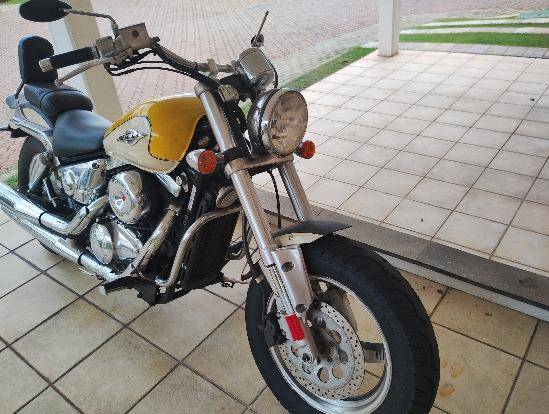 SUZUKI MARAUDER 800 